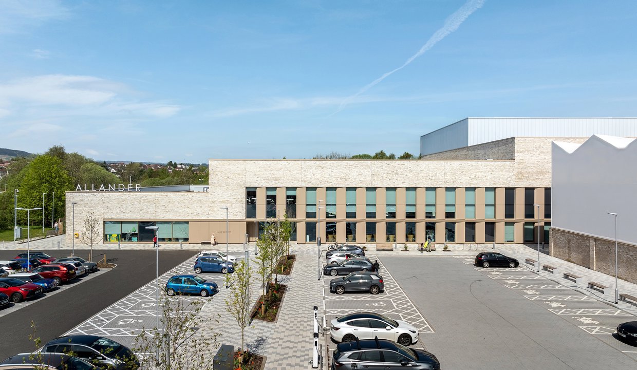 An exterior photo of the Allander Leisure Centre in Bearsden