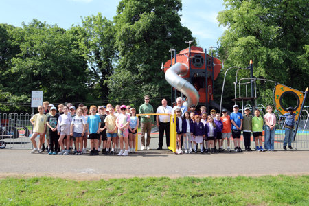 Councillor Paul Ferretti, East Dunbartonshire Council  Greenspace officer Gordon Strain, East Dunbartonshire Council  Proludic Ltd Regional Manager Scotland Roy Auld Pupils from Wester Cleddens PS and Meadowburn PS at the play park
