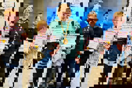 Provost with pupils from Oxgang Primary School