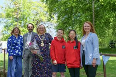 Provost Renwick with EDC councillors, youth ambassadors and head teacher